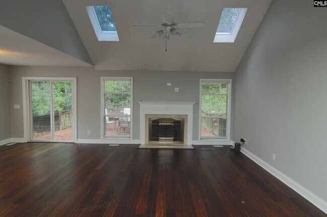 Building Photo - 156 Hunters Trail