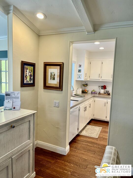 Building Photo - 73450 Country Club Dr