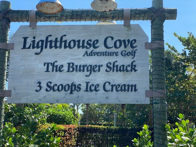 Building Photo - 145 Beacon Ln