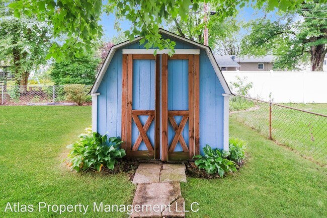 Building Photo - 3 br, 2 bath House - 1030 Lees Lane