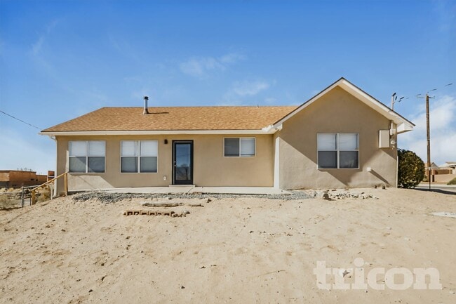 Building Photo - 1600 31st St SE