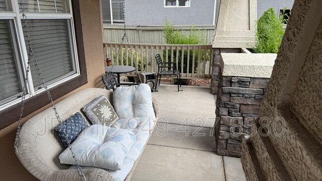Building Photo - 9950 Moccasin Ct