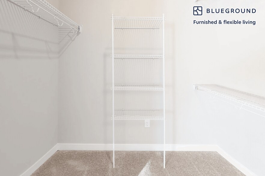 Building Photo - 861 Broadway-SI FL1-ID4225A