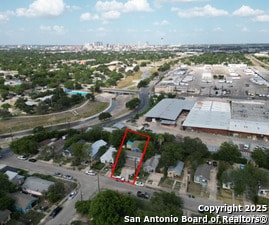 Building Photo - 1522 S Elmendorf St