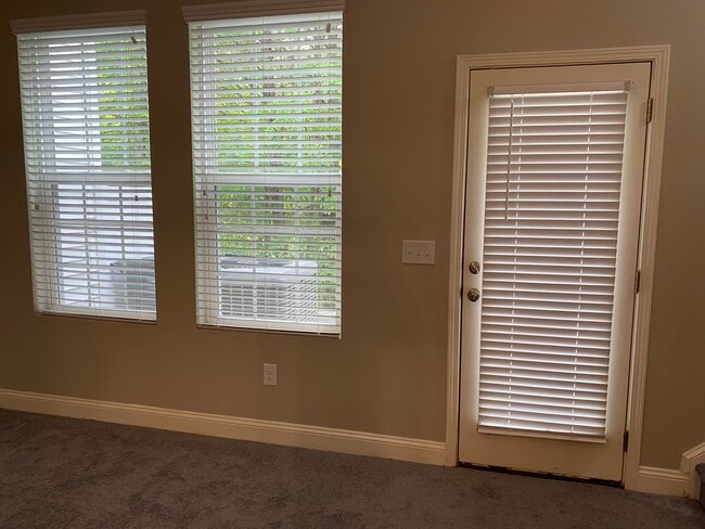 Building Photo - 3922 Volkswalk Plz