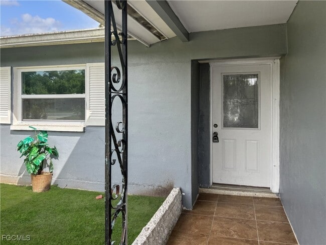 Primary Photo - 131 Schneider Dr