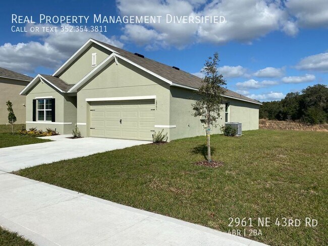 Building Photo - 2961 NE 43rd Rd