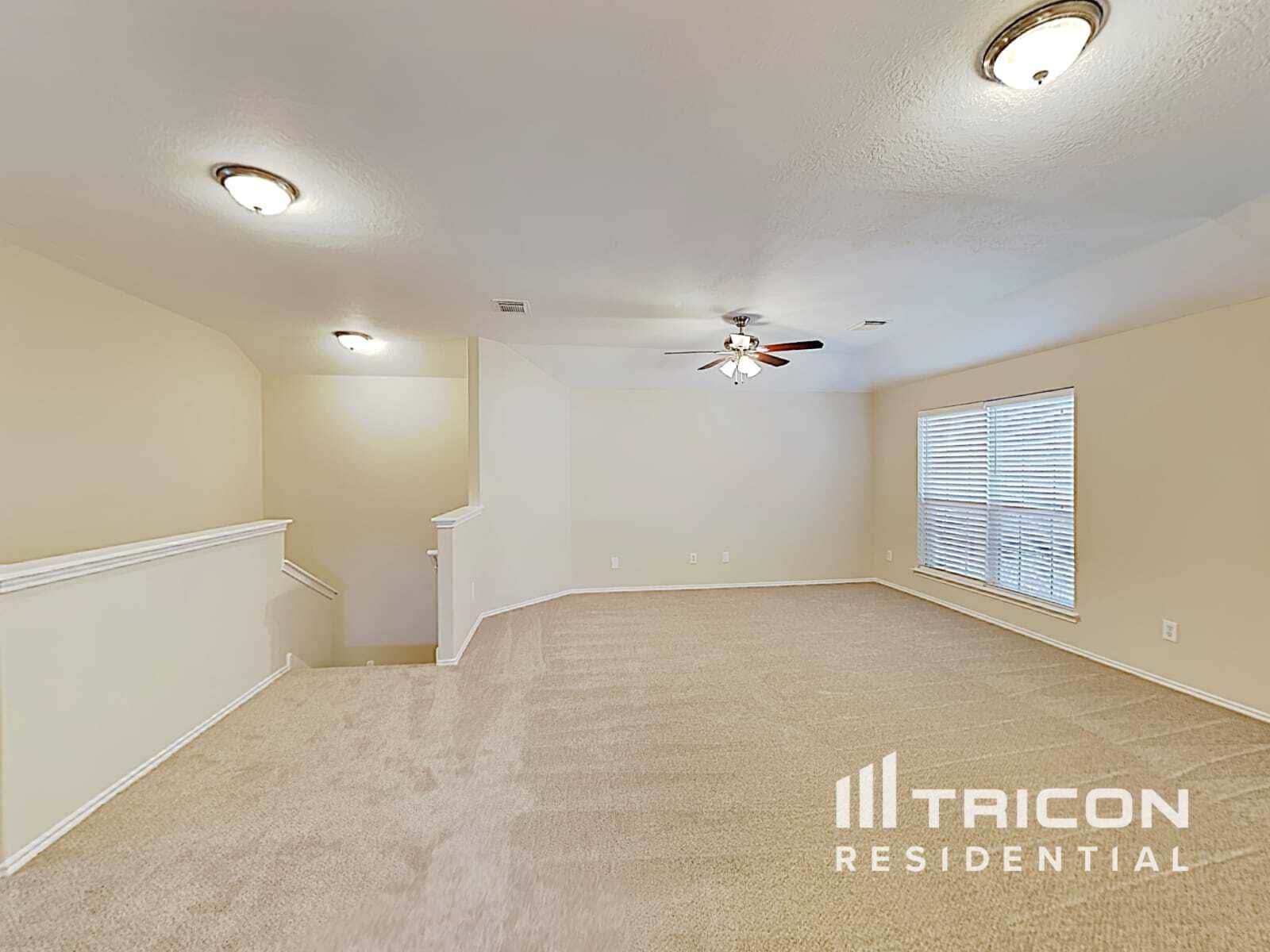 Building Photo - 9715 Haleys Comet Cir