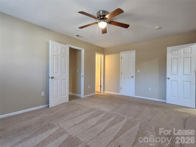 Building Photo - 417 Wintergreen Ct