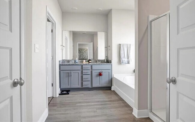 Building Photo - 24253 Alydar Lp