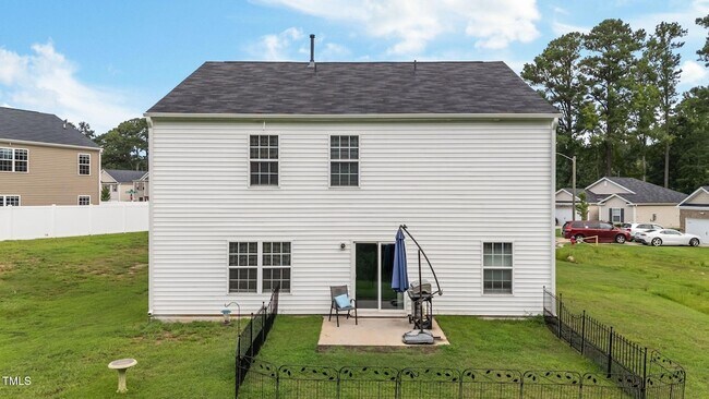 Building Photo - 132 Rockfall Wy