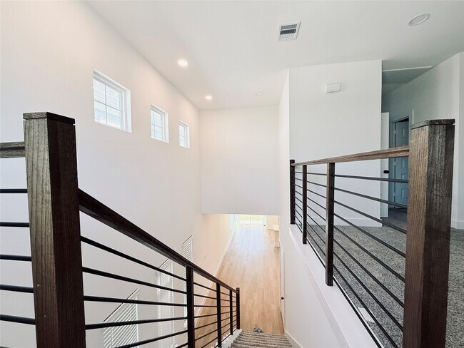 Building Photo - 16575 Oasis Glade Dr
