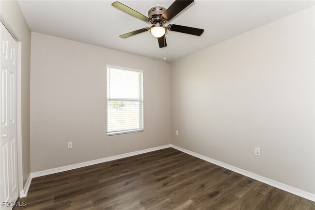 Building Photo - 1703 NW 19th St