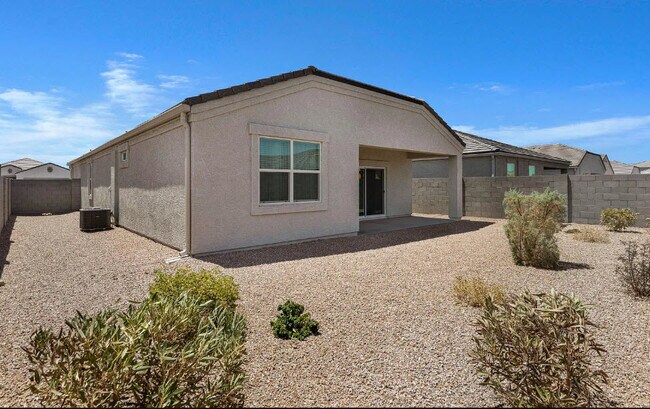 Building Photo - 5314 W Alta Mesa Ave
