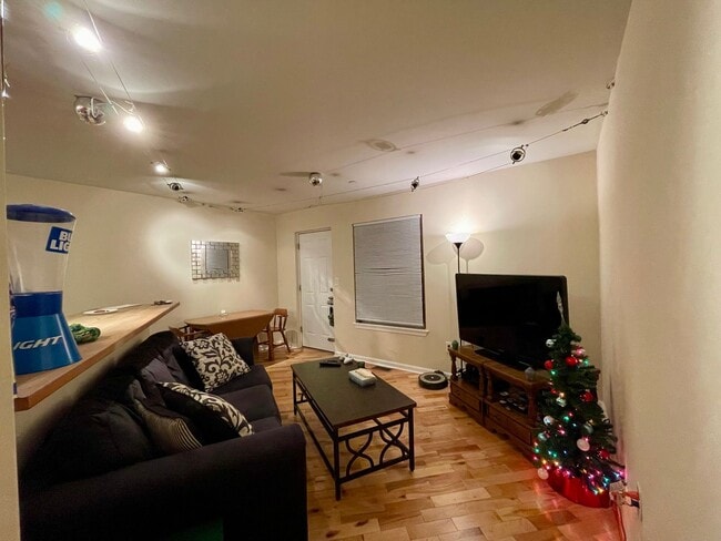 Building Photo - 1803 N 17th St