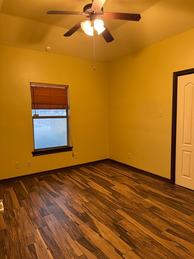 Building Photo - 8708 Jerry Loop