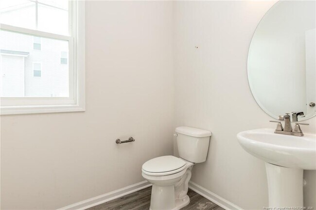 Building Photo - 308 Countryside Dr