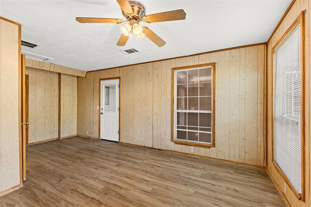 Building Photo - 929 Meadow Mead Dr