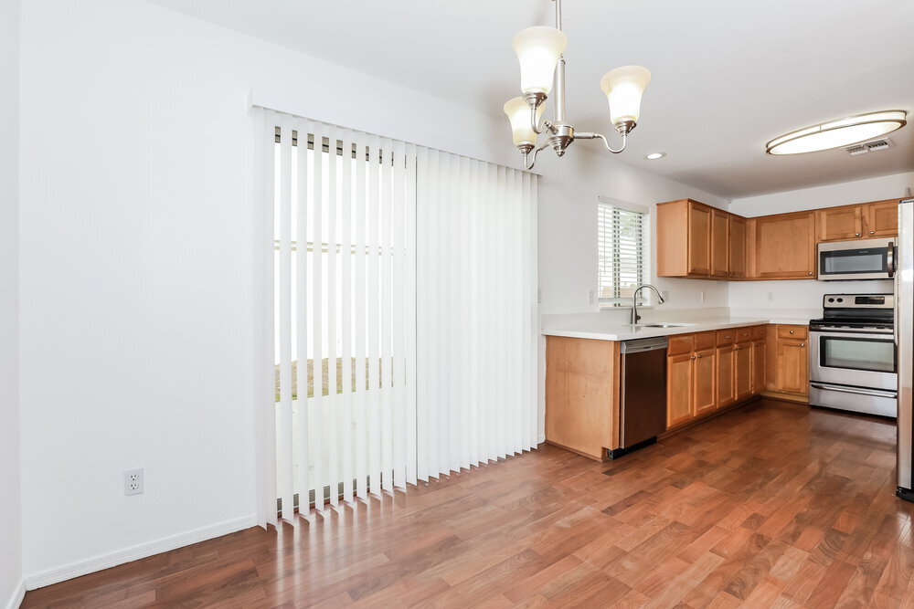 Building Photo - 286 W Santa Gertrudis Trl