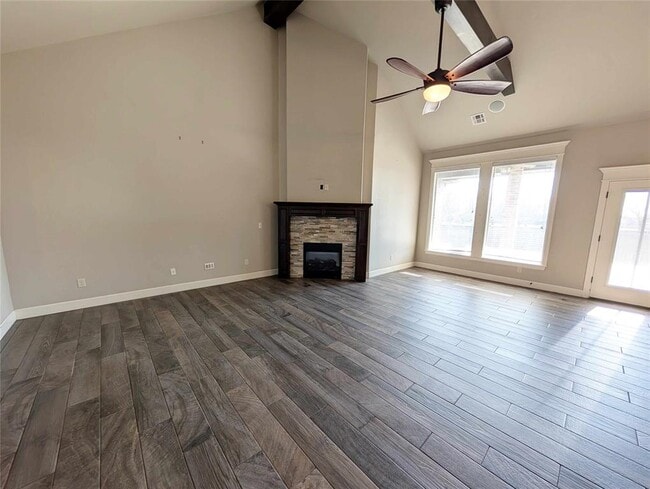 Building Photo - 17428 Locust Grove Ln