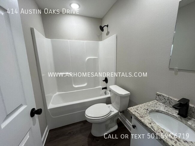 Building Photo - 414 Austin