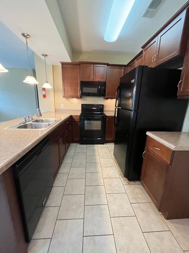 Building Photo - 434 N Martin Luther King Blvd