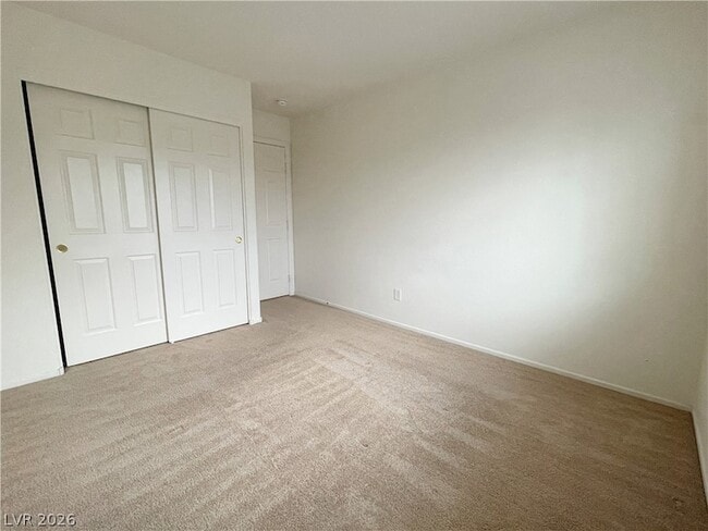 Building Photo - 2825 Woodland Park Ave