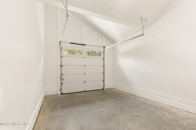 Building Photo - 1406 Transit Ave