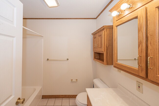 Building Photo - 80 Riggs Dr