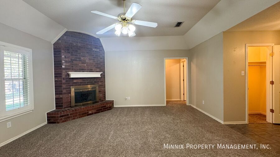 Building Photo - 2820 86th St