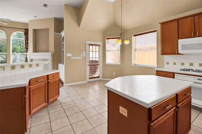 Building Photo - 15810 Ashton Hills Dr