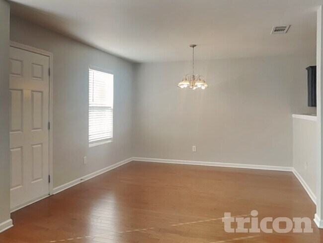 Building Photo - 1031 Fulman Rd