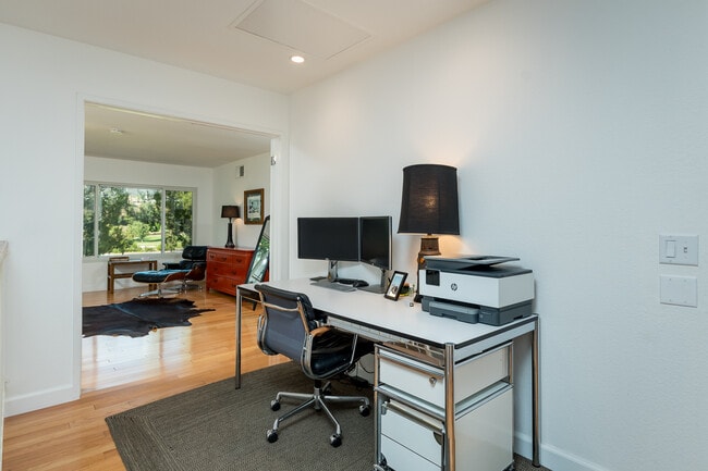 Building Photo - 783 Starlight Heights Dr