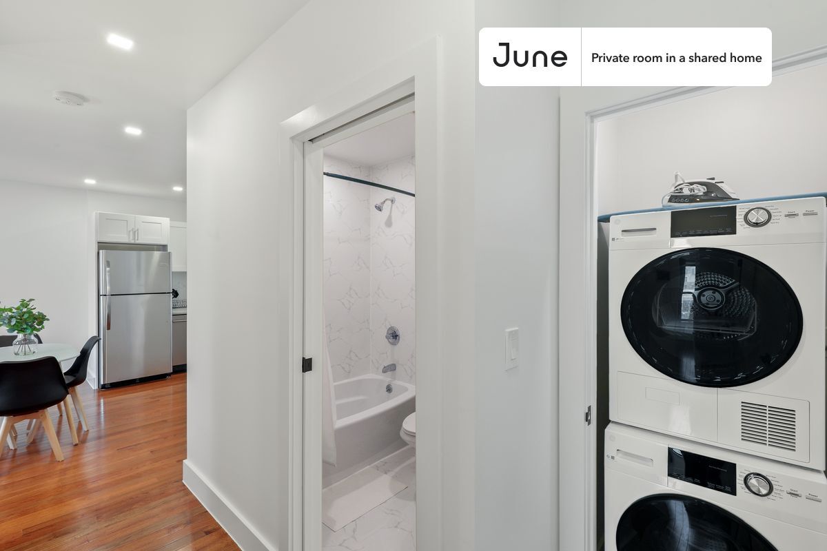 Building Photo - Room in Shared 4 bed/2 bath home