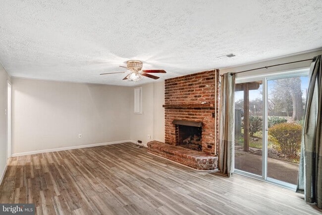 Building Photo - 5472 Truxion Ct