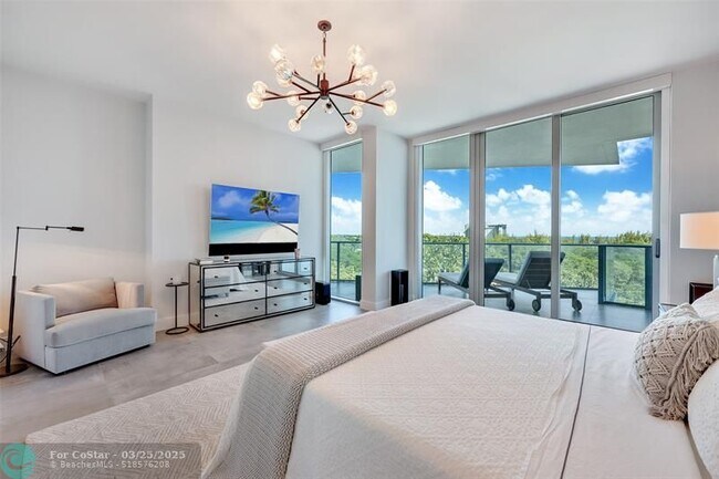 Building Photo - 701 N Fort Lauderdale Beach Blvd
