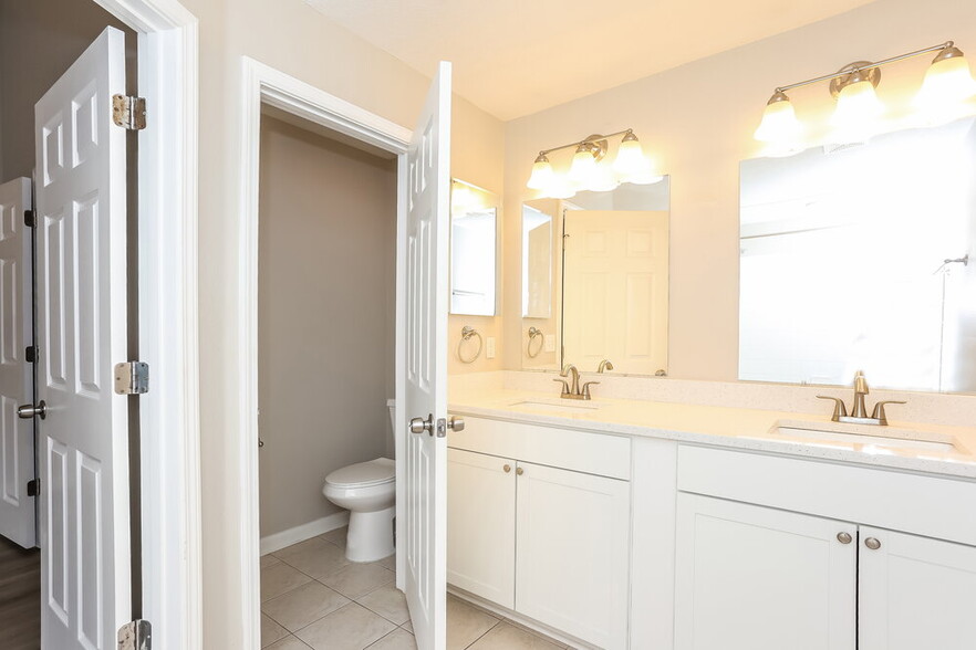 Building Photo - 4103 Crownwood Dr