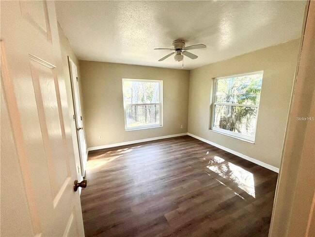 Building Photo - 201 E Baker St