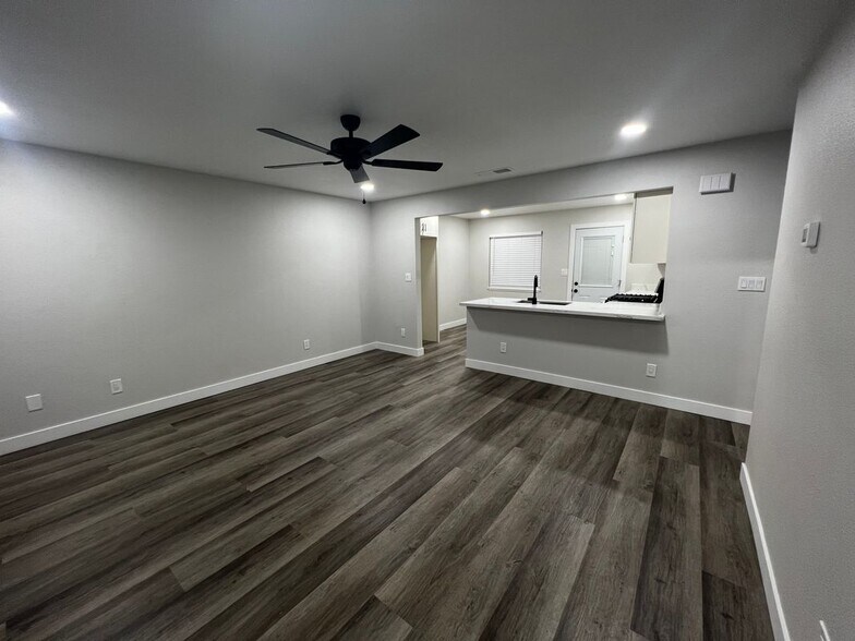 Building Photo - 1094 Geer Rd