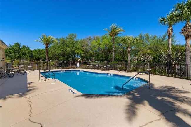 Building Photo - 672 Pensacola Ln
