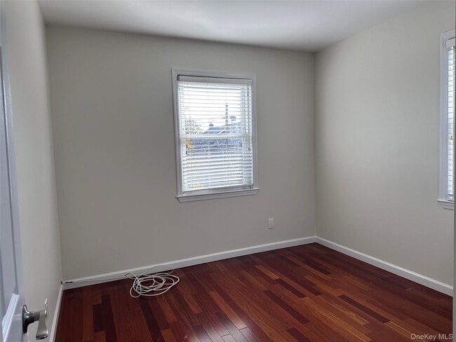 Building Photo - 154 Grant Ave