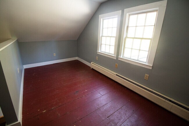 Building Photo - 12-16 Sage St.