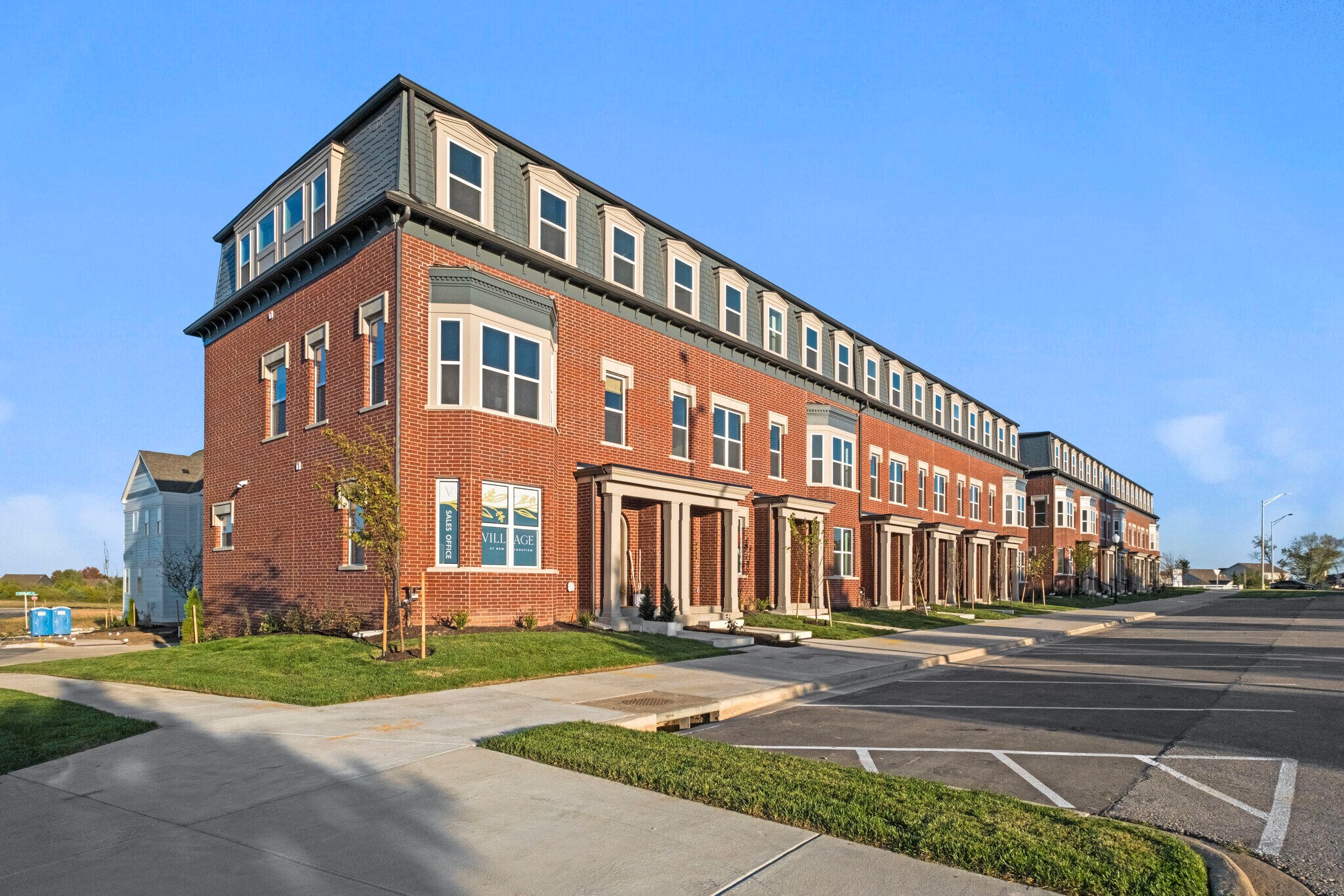 Building Photo - 445 SW Longview Blvd