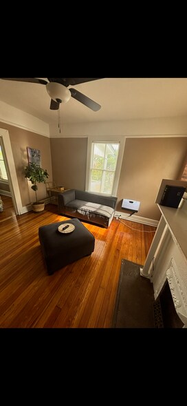 Building Photo - 1231 18th St