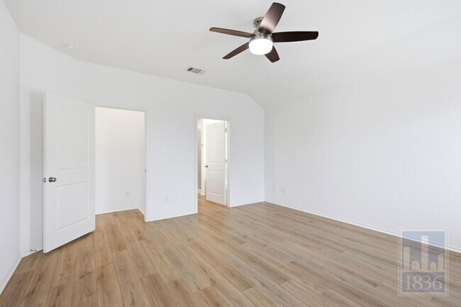 Building Photo - 5913 Toscana Trace