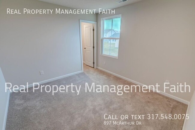 Building Photo - 897 McArthur Dr