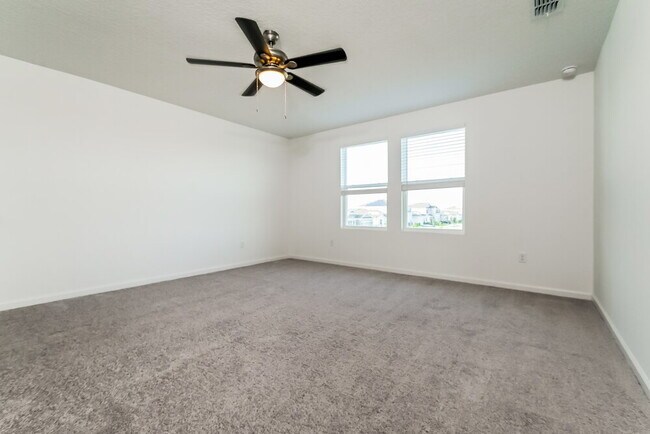 Building Photo - 787 Ocean Spray Dr