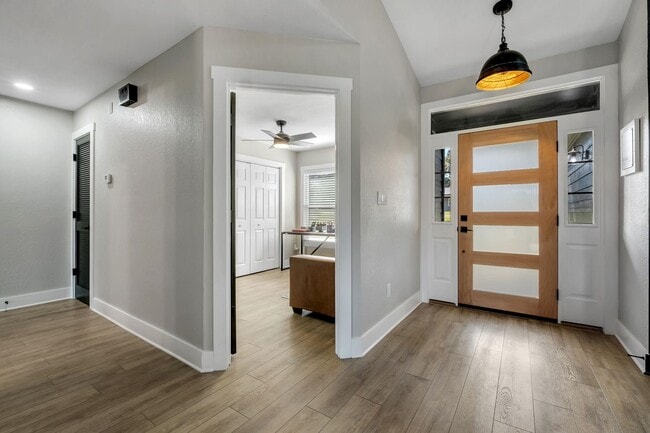 Building Photo - 6605 Donerail Trail