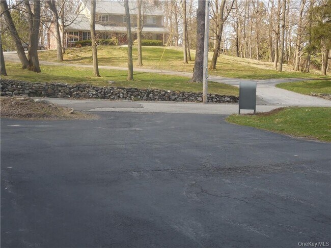 Building Photo - 78 Duncan Ave