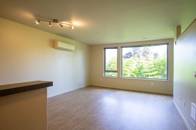 Building Photo - Spacious Urban 1 Bed Flat - North Portland...